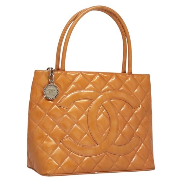 CHANEL Standard Tote Bag Patent leather Beige CC Auth 117843 - Picture 1 of 16